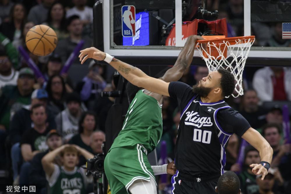 排名榜首的 排名榜首的